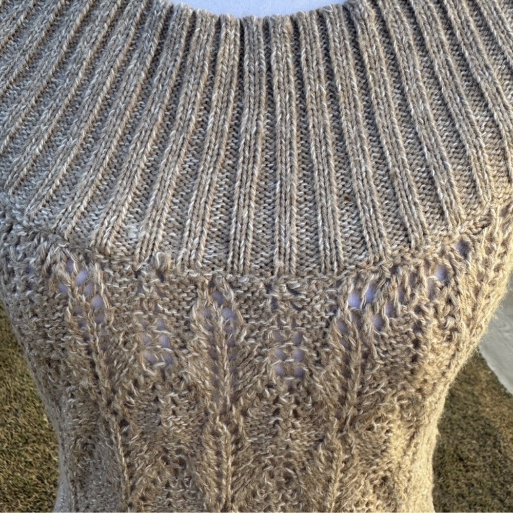 Decree Cream Knit Sweater - Picture 3 of 4